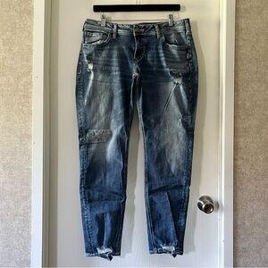 SILVER JEANS Vintage Distressed Blue Jeans